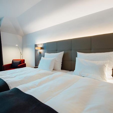 Hotel Schmachtendorf Oberhausen  Bagian luar foto