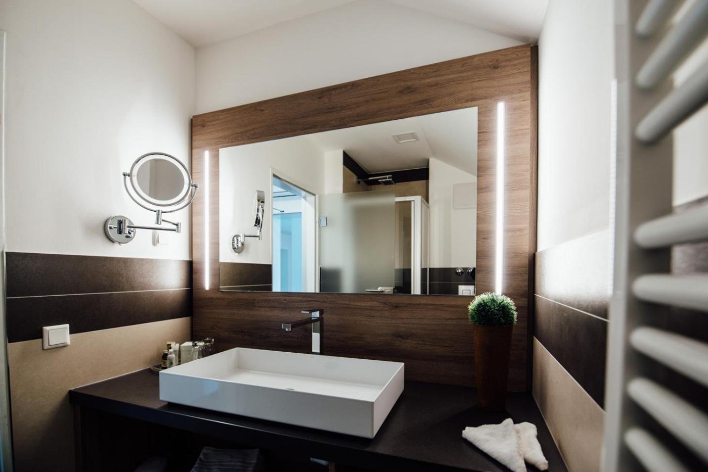 Hotel Schmachtendorf Oberhausen  Ruang foto